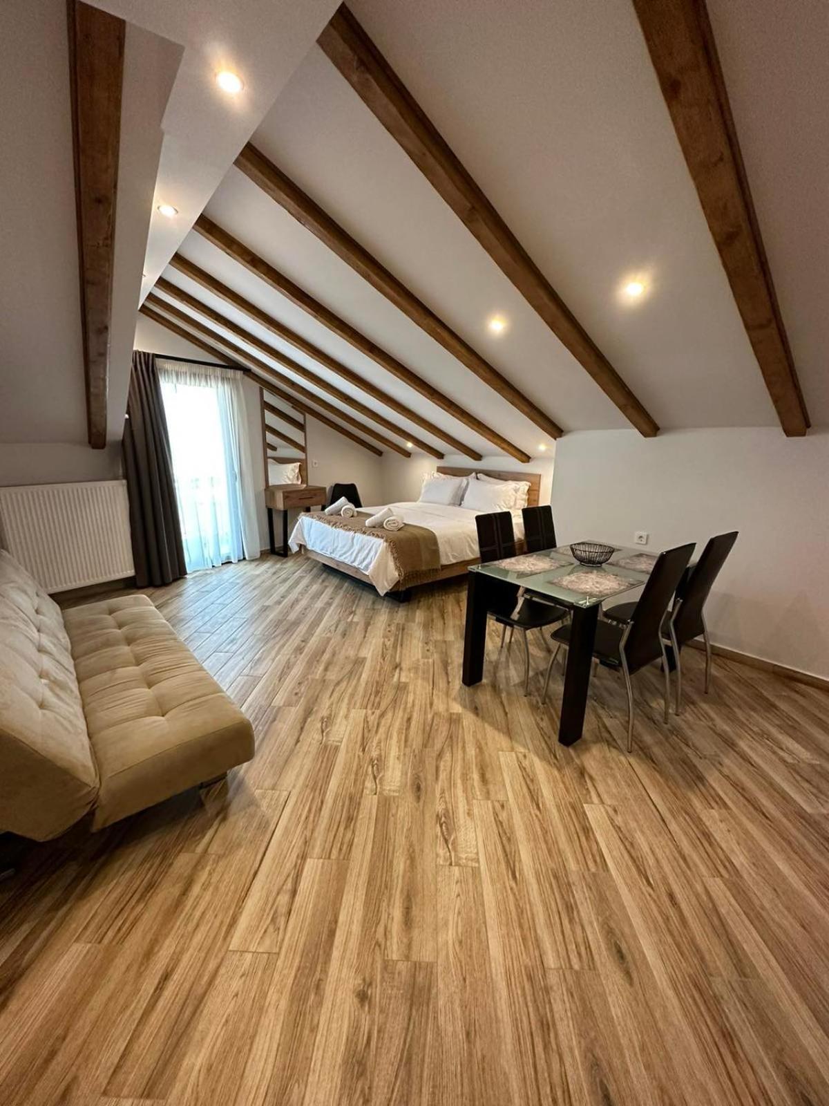 カランバカMeteora Sunriseアパートメント 部屋 写真